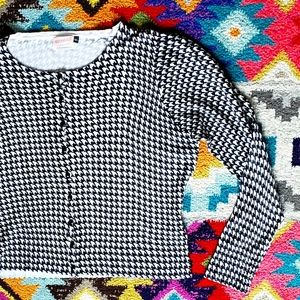 Black & White Hound's tooth Cardigan Sweater